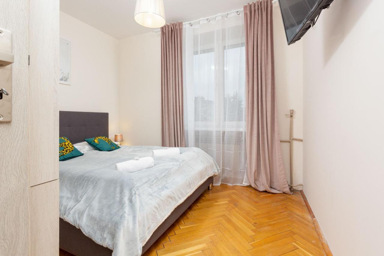 City Center Apartment Elektoralna By Noclegi Renters Warsaw Exterior photo